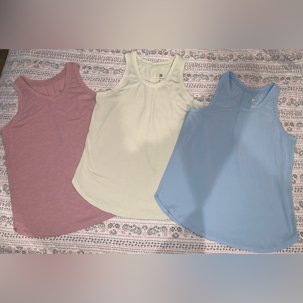 Lot of 3 Women’s All In Motion Flowy Tank Tops, Size XS.